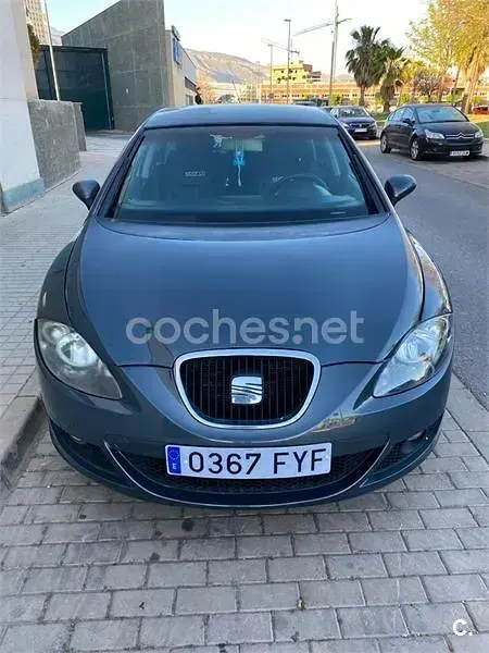 Käytetty Seat Leon Reference 105 HP (77 kW) 2007 Harmaa Viistoperä