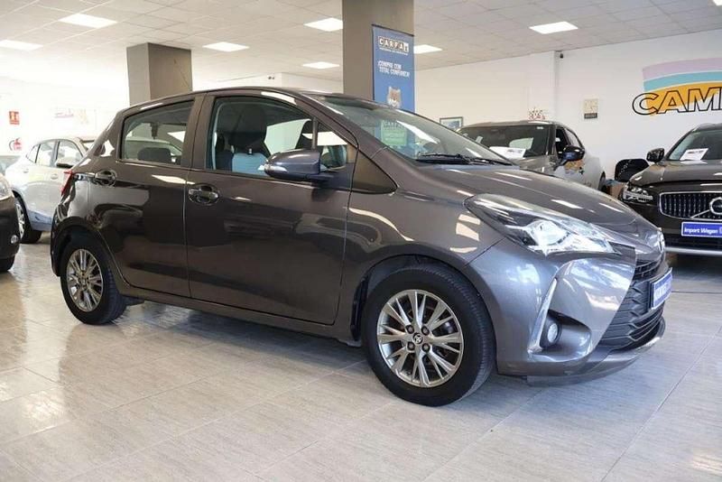 Brugt Toyota Yaris Active 69 HK (50 kW) 2017 Grå Hatchback