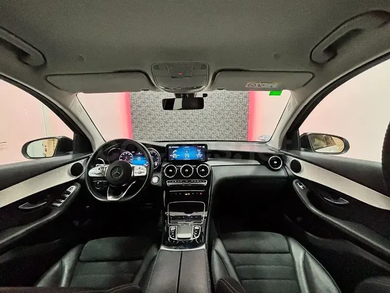 Usado Mercedes GLC220 194 CV (142 kW) 2022 Blanco SUV