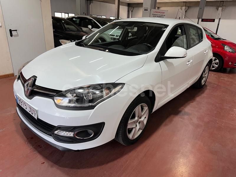 Usado Renault Mégane Business 95 CV (69 kW) 2015 Blanco Berlina