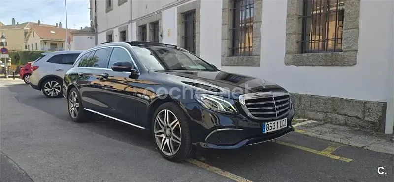 Usado Mercedes E350 258 CV (189 kW) 2017 Negro Familiar