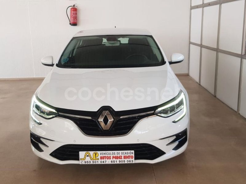 Blanco Usado 2022 Renault Mégane IV Business Berlina | 18.500 € (Un poco caro) - Imagen 1/4