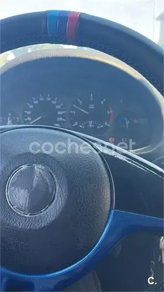 Usado BMW 320 136 CV (100 kW) 2001 Azul Berlina