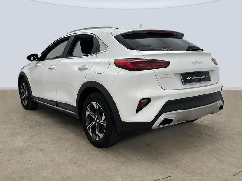 Usado Kia XCeed 120 CV (88 kW) 2022 Blanco SUV