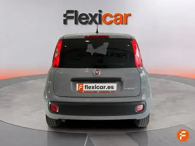 Usado Fiat Panda 70 CV (51 kW) 2022 Gris Utilitario