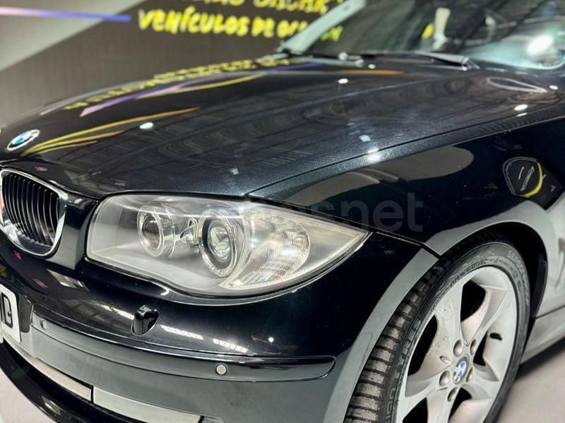 Usado BMW 120 177 CV (130 kW) 2009 Negro Utilitario