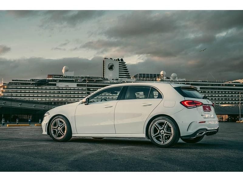 Usado Mercedes A180 AMG 136 CV (100 kW) 2021 Blanco Utilitario