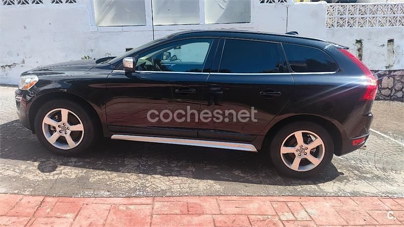 Usado Volvo XC60 Kinetic 136 CV (100 kW) 2012 Azul SUV