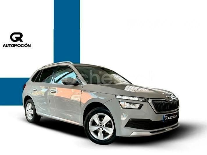 Gris / plata Usado 2021 Skoda Kamiq Ambition SUV | 14.990 € (Buen precio) - Imagen 1/4