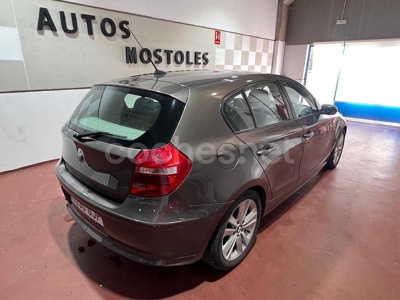 Usado BMW 118 143 CV (105 kW) 2008 Marrón Utilitario