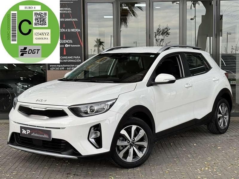 Blanco Usado 2022 Kia Stonic SUV | 14.990 € (Buen precio) - Imagen 1/4