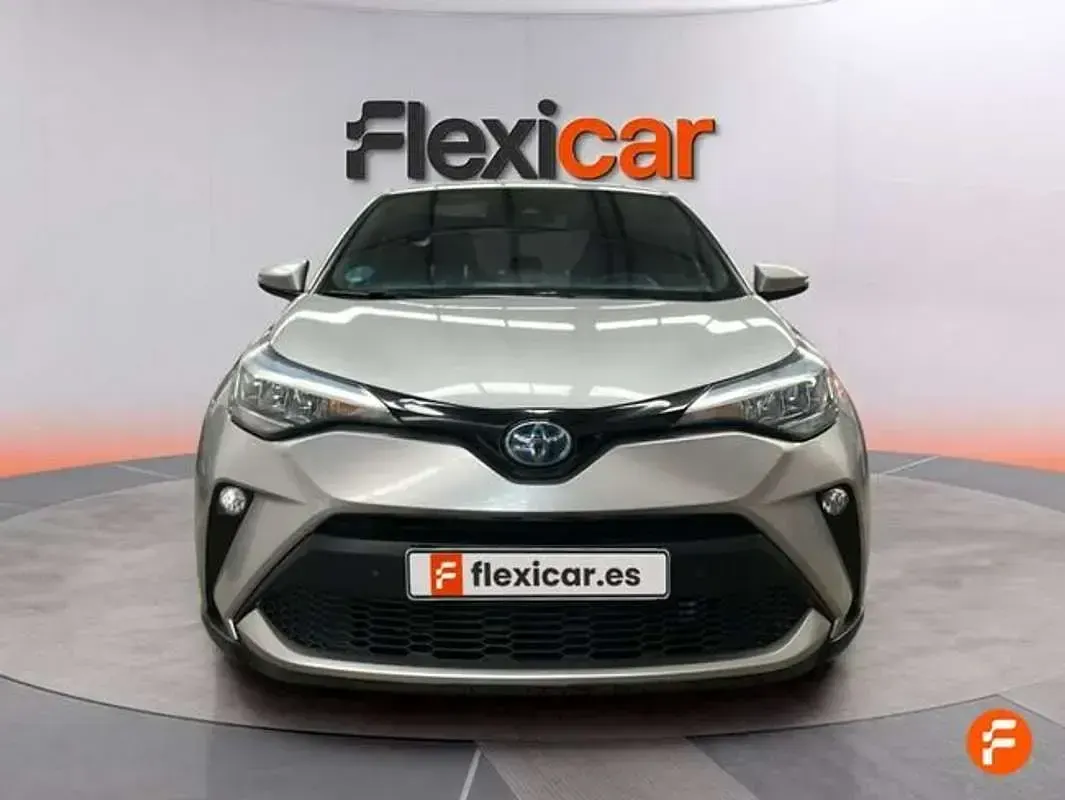 Usado Toyota C-HR Active 122 CV (89 kW) 2023 Gris SUV