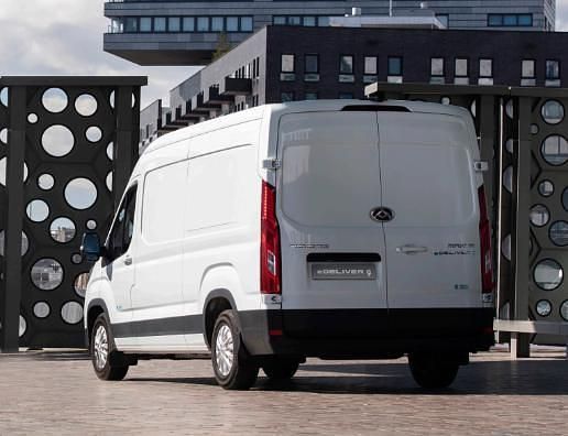 Nuevo Maxus eDeliver 9 150 kW (204 CV) 2025 Blanco Van