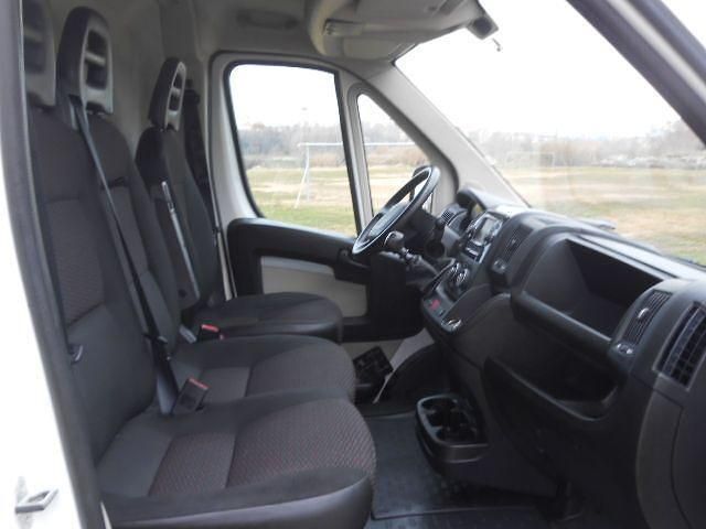Usado Peugeot Boxer 110 CV (80 kW) 2019 Blanco Van