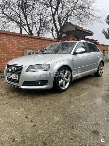 Usado Audi A3 Ambiente 140 CV (102 kW) 2008 Gris / plata Berlina