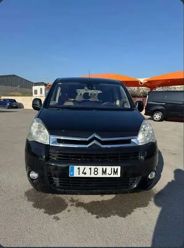 Usado Citroën Berlingo 90 CV (66 kW) 2012 Negro Monovolumen