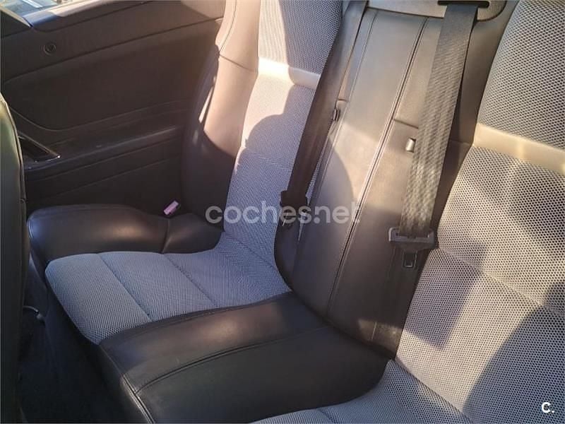 Usado Peugeot 307 CC Sport 180 CV (132 kW) 2003 Gris / plata Descapotable