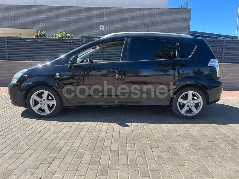 Begagnad Toyota Corolla Verso Sport 177 HK (130 kW) 2007 Svart Minibuss