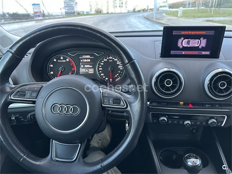 Usado Audi A3 Ambiente 125 CV (91 kW) 2012 Gris / plata Utilitario