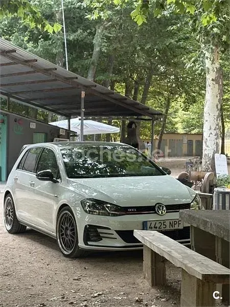 Usado VW Golf VII GTI 245 CV (180 kW) 2018 Blanco Berlina