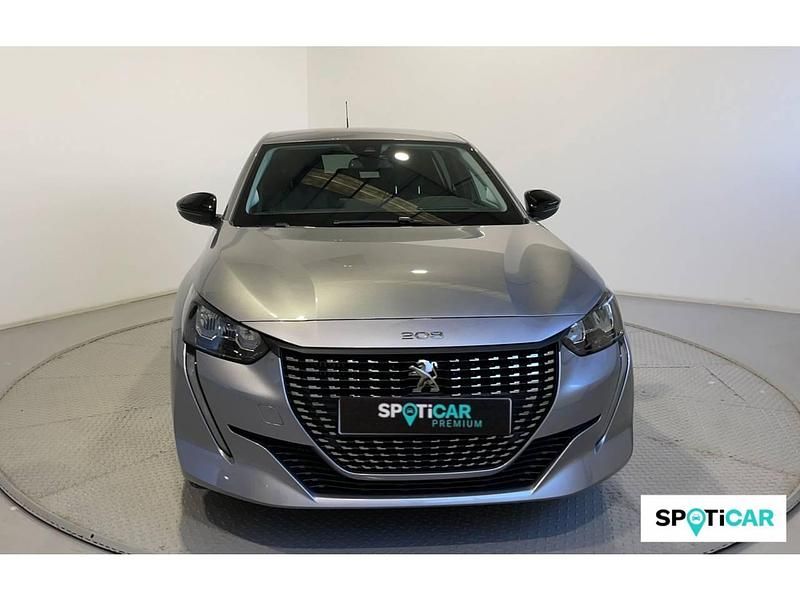 Usado Peugeot 208 Allure 100 CV (73 kW) 2023 Gris Utilitario