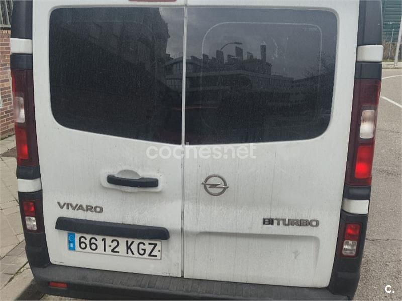Usado Opel Vivaro 125 CV (91 kW) 2018 Blanco Monovolumen