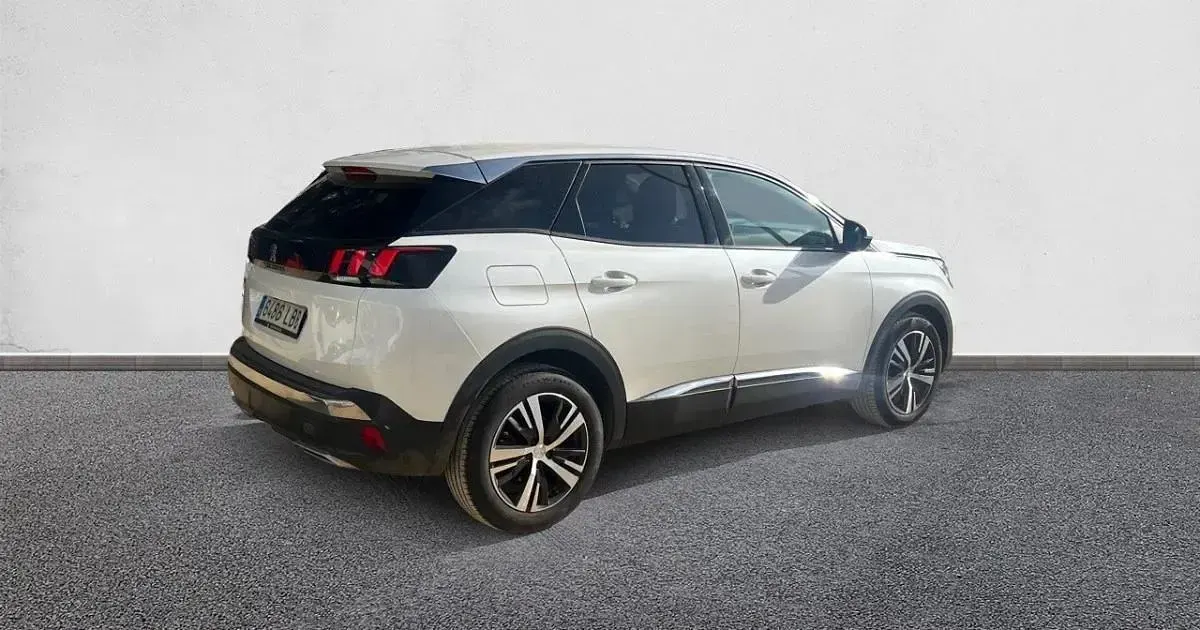 Usado Peugeot 3008 Allure 130 CV (95 kW) 2019 SUV
