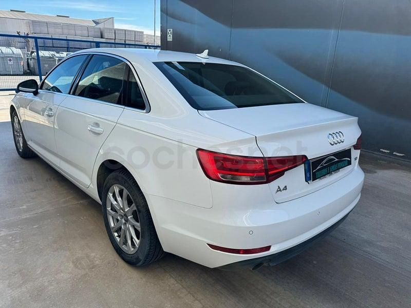 Usado Audi A4 150 CV (110 kW) 2018 Blanco Berlina