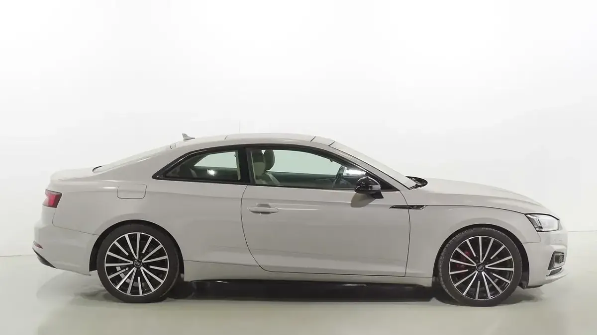 Usado Audi A5 Ambiente 286 CV (210 kW) 2018 Negro Coupe