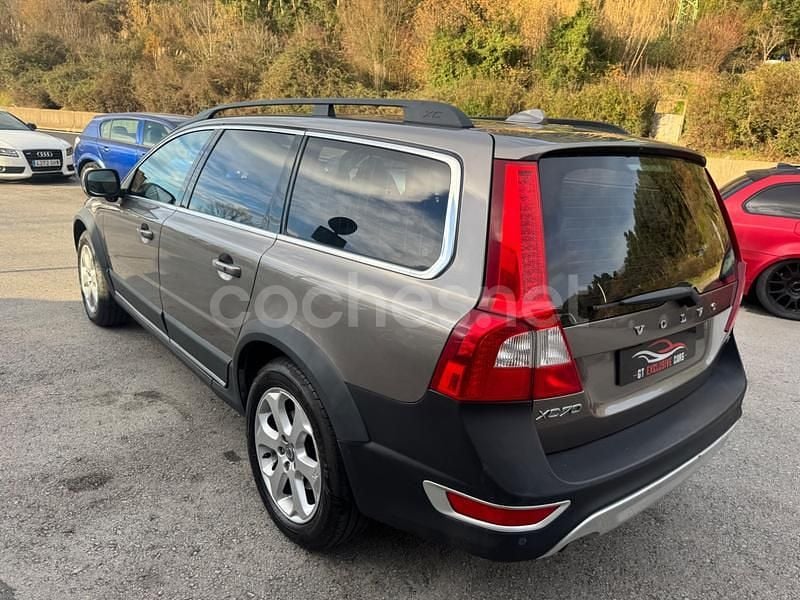 Usado Volvo XC70 Summum 185 CV (136 kW) 2010 Negro Familiar