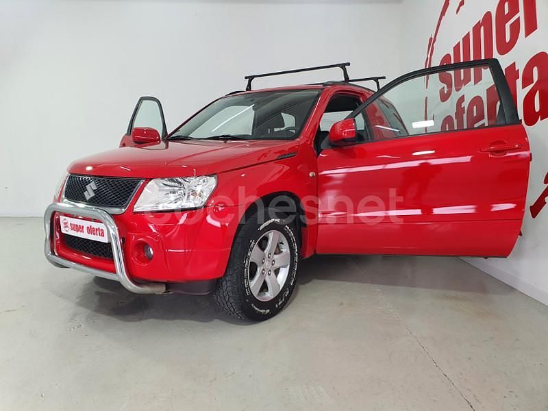 Usado Suzuki Grand Vitara 129 CV (94 kW) 2007 Rojo SUV