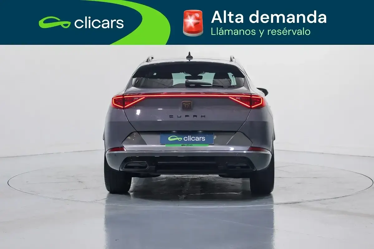 Usado Cupra Formentor 204 CV (150 kW) 2022 Gris / plata SUV