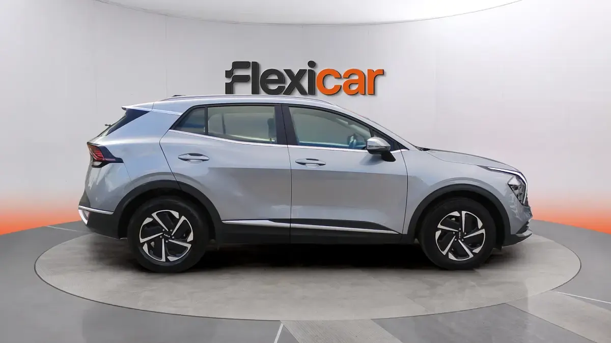 Usado Kia Sportage 215 CV (158 kW) 2025 Gris SUV