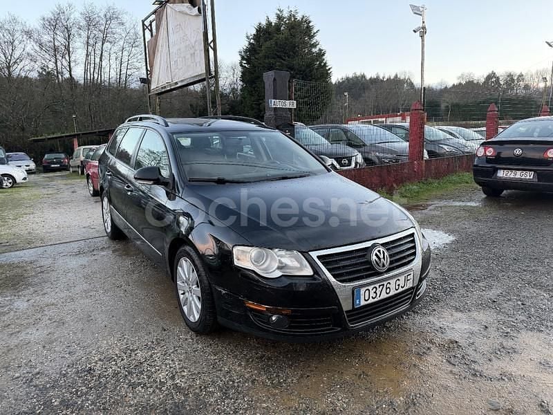 Usado VW Passat 105 CV (77 kW) 2008 Negro Familiar