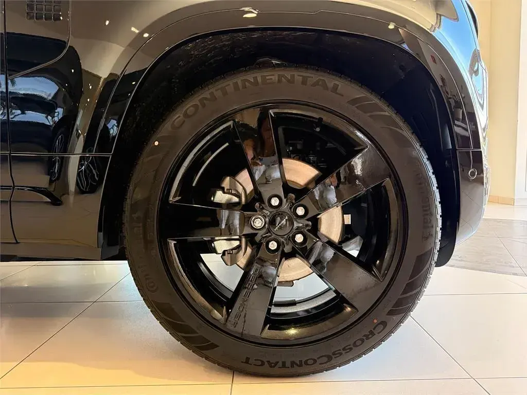 Nuevo Land Rover Defender SE 249 CV (183 kW) 2026 Santorini black SUV