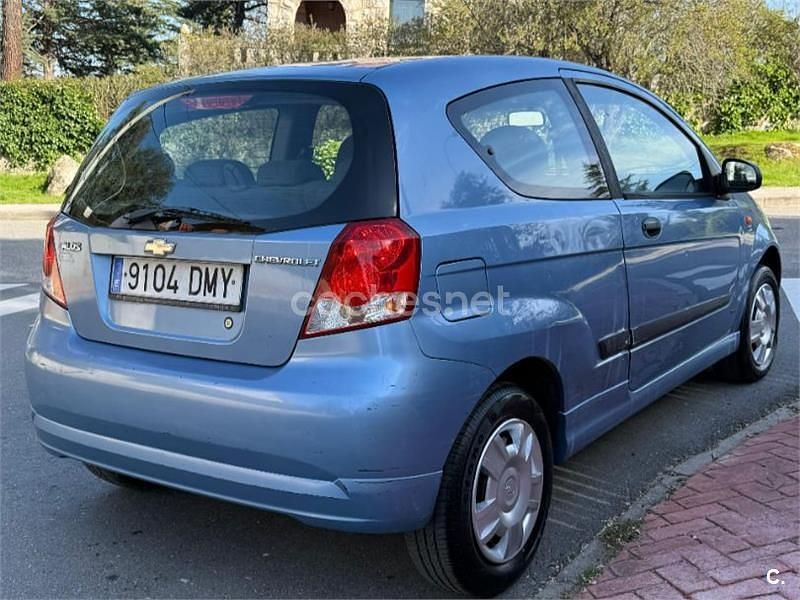 Usado Chevrolet Kalos SE 94 CV (69 kW) 2005 Azul Berlina