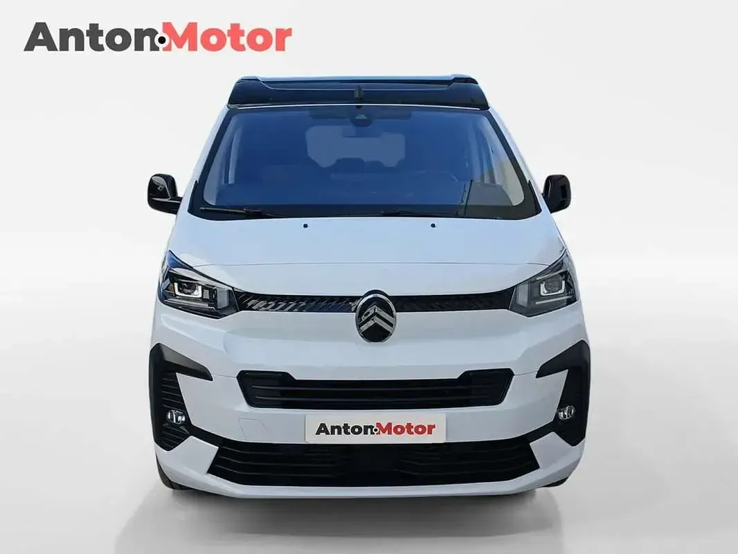 Usado Citroën Spacetourer 181 CV (133 kW) 2024 Blanco Monovolumen