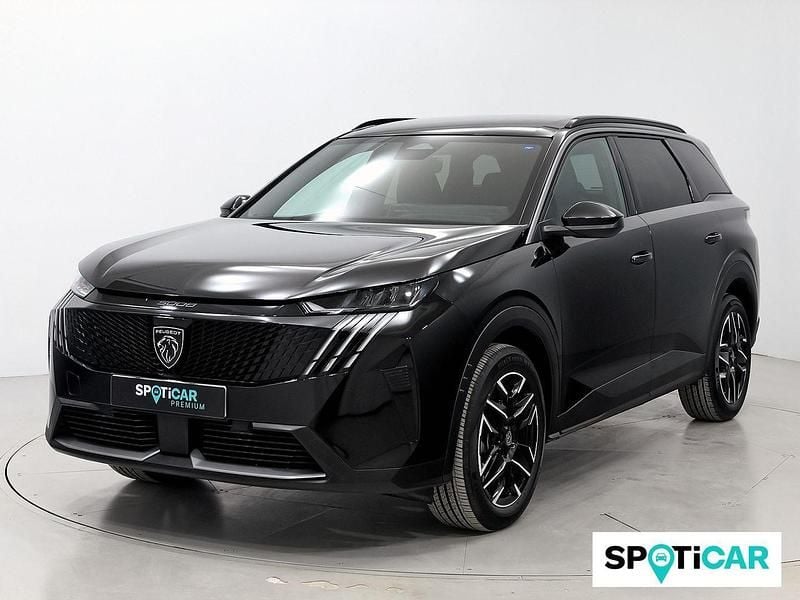 Usado Peugeot 5008 Allure 145 CV (106 kW) 2025 Negro SUV