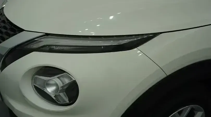 Usado Nissan Juke Acenta 114 CV (83 kW) 2022 Kori white (especial) monotono SUV