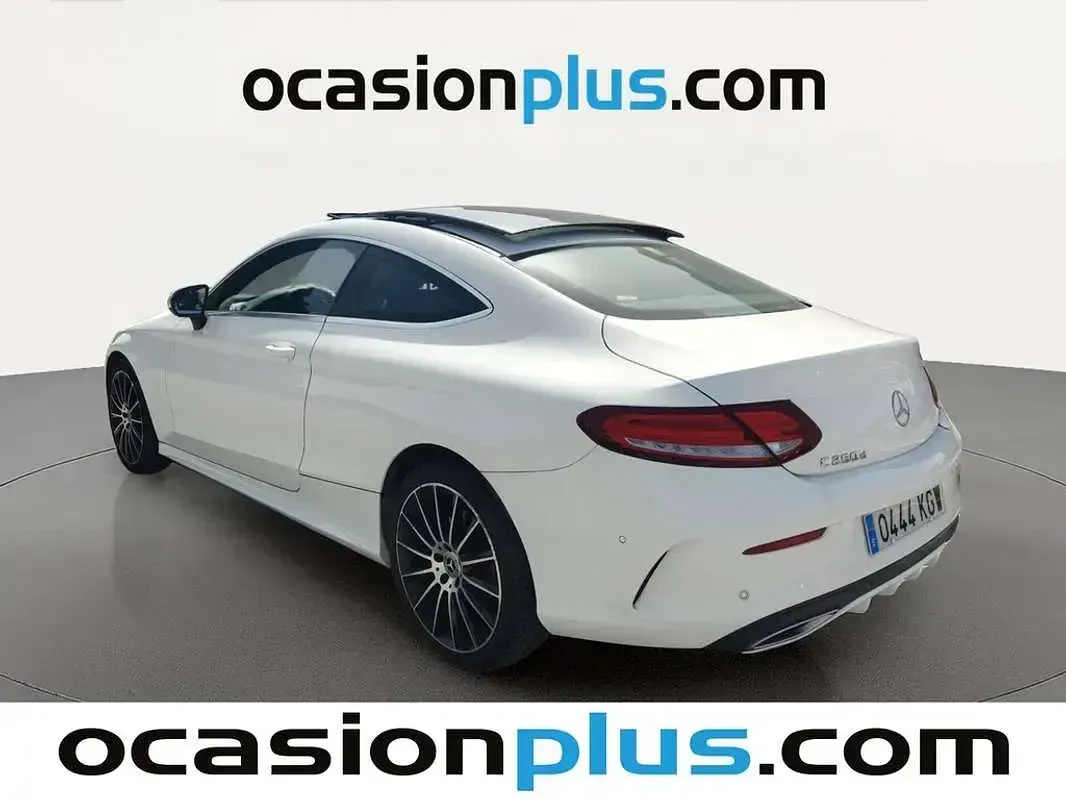 Usado Mercedes C250 204 CV (150 kW) 2018 Blanco Coupe