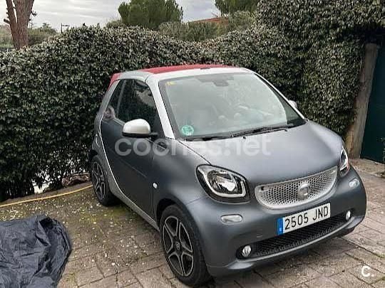 Usado Smart ForTwo Cabrio Prime 90 CV (66 kW) 2016 Gris / plata Descapotable