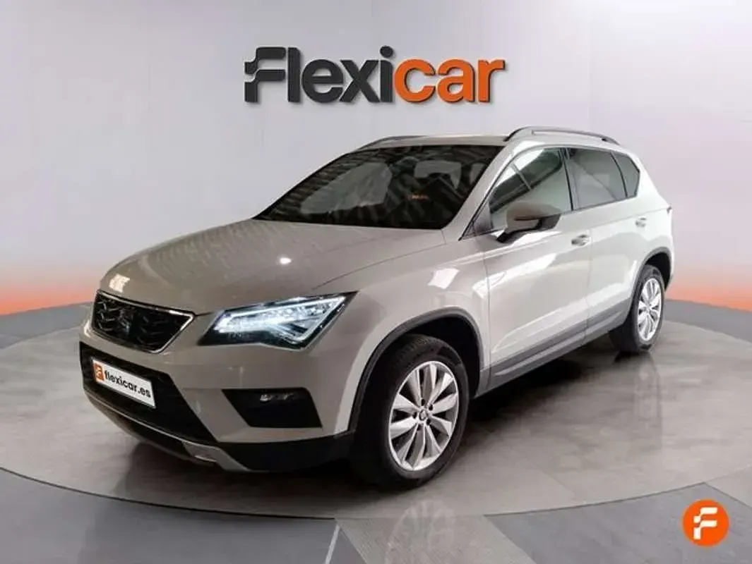 Usado Seat Ateca Ecomotive 116 CV (85 kW) 2017 Blanco SUV