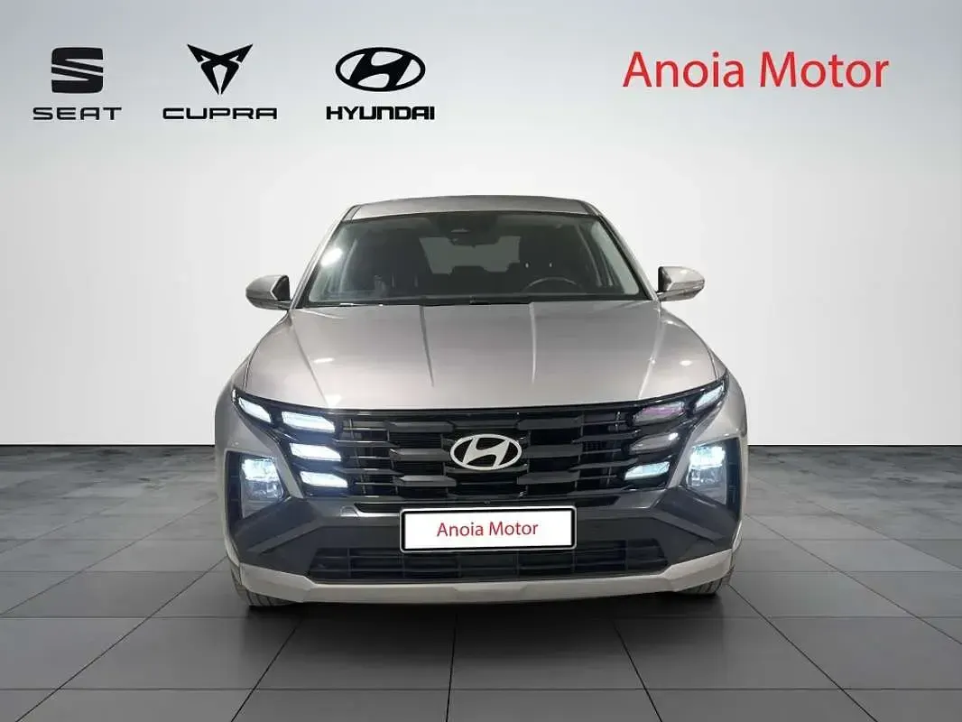 Usado Hyundai Tucson 215 CV (158 kW) 2025 Plateado SUV
