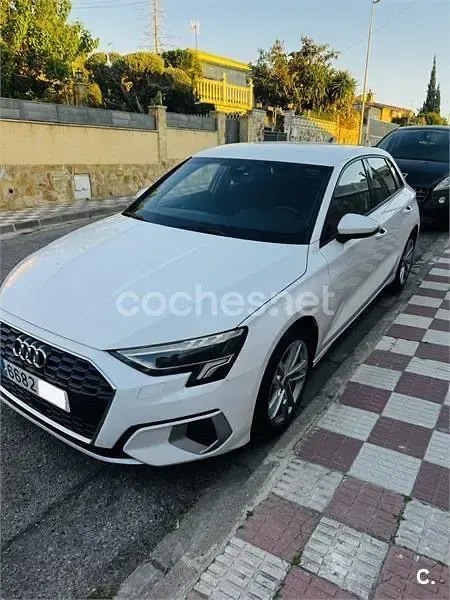 Usado Audi A3 Advanced Plus 116 CV (85 kW) 2022 Blanco Berlina