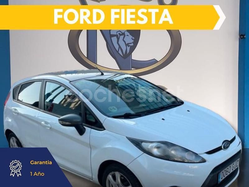 Usado Ford Fiesta Titanium 95 CV (69 kW) 2010 Blanco Berlina