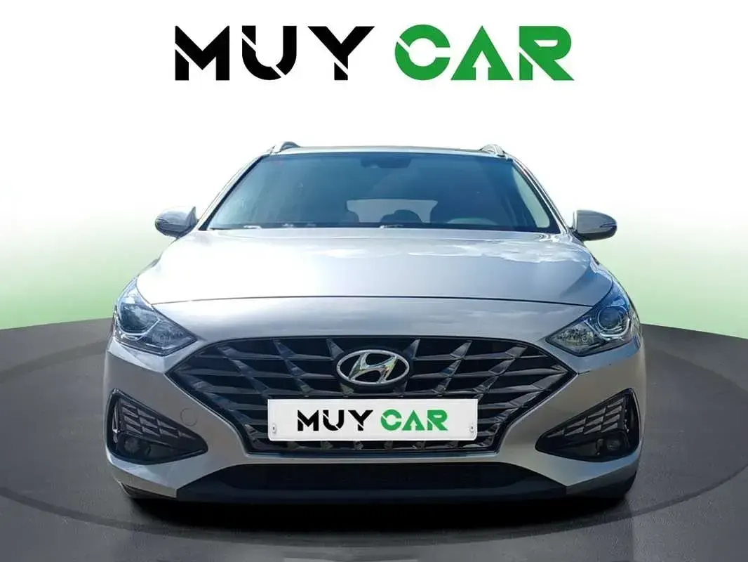 Usado Hyundai i30 116 CV (85 kW) 2021 Gris Familiar