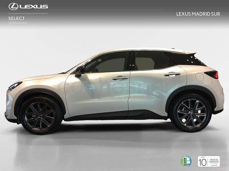 Usado Lexus LBX 136 CV (100 kW) 2025 Blanco SUV
