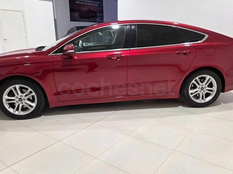 Usado Ford Mondeo Titanium 150 CV (110 kW) 2016 Burdeos Berlina