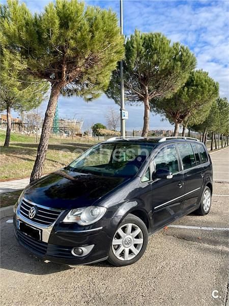 Usado VW Touran 170 CV (125 kW) 2007 Negro Monovolumen