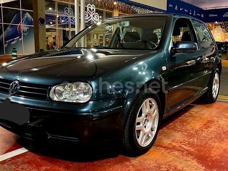 Usado VW Golf IV 110 CV (80 kW) 2001 Azul Berlina